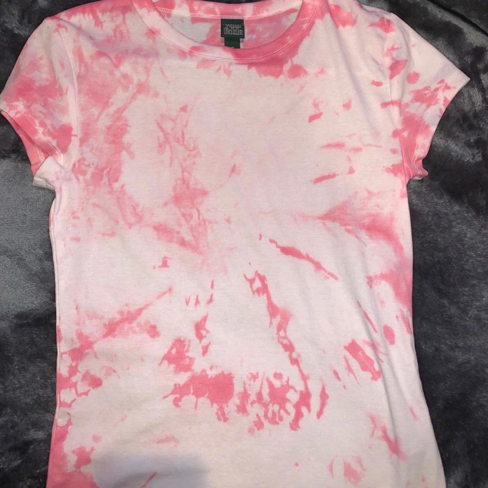 Super cute Tie-Dye tee!!